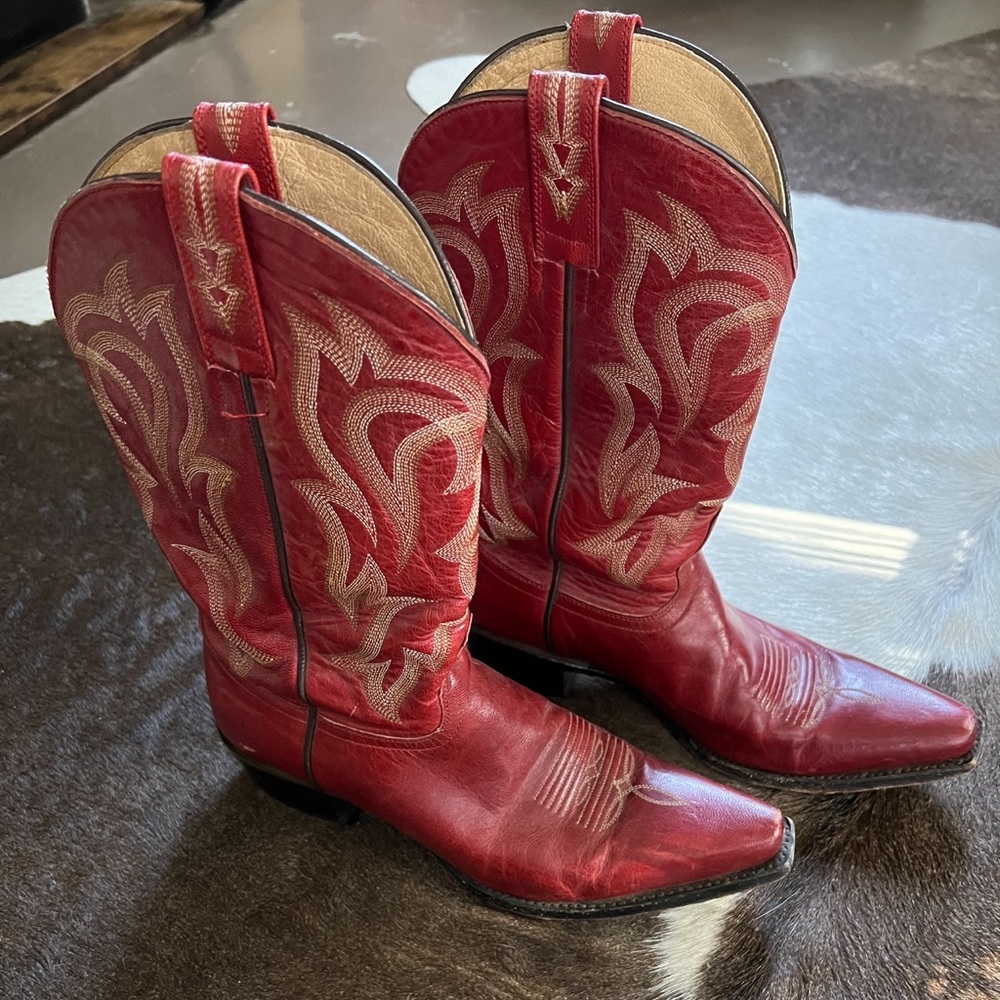Shyanne Red Western Boot Sz10